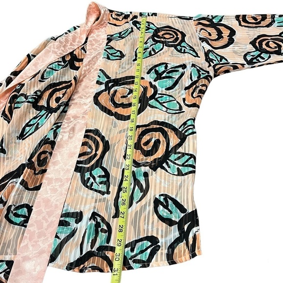 VICTORIAS Secret Floral Robe Medium Peach Rose - Picture 10 of 12